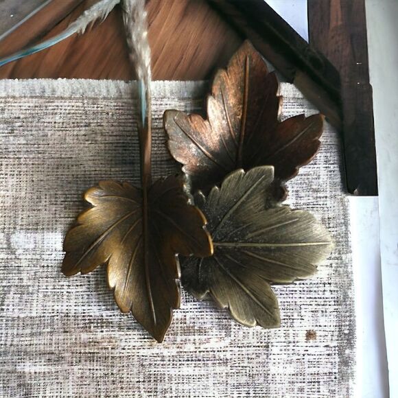 Vintage Maple Leaf Brooch Pin Mixed Metals K&T Leaves Artisan Autumn Cottagecore - Picture 15 of 16